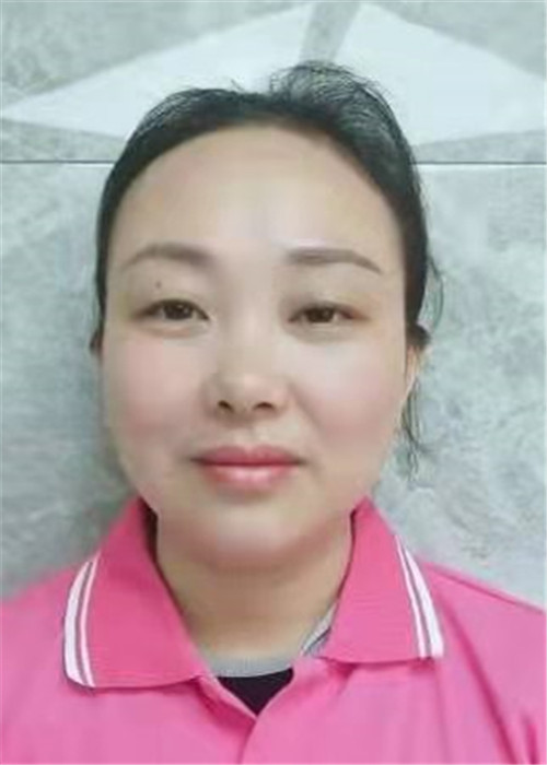 唐春艳